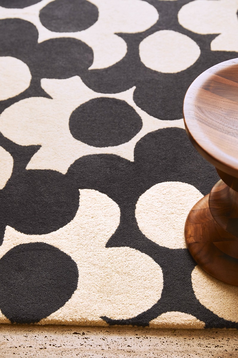 Puzzle Flower Rug | Size: 160 × 230 cm