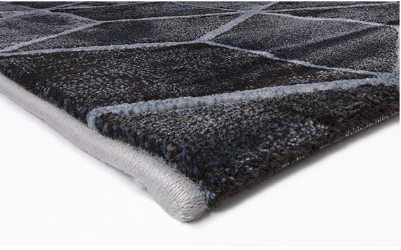 سجادة رمادية هندسية | المقاس: 120 × 170 cm