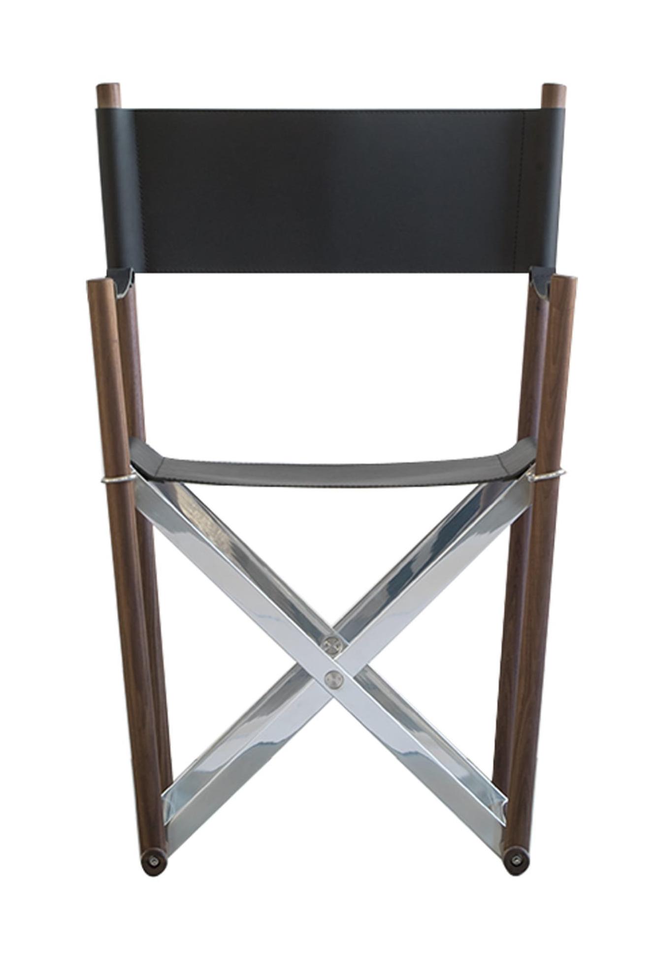 كرسي «ريجيستا» جلدي | المقعد: Leather | القاعدة: Solid Black Walnut