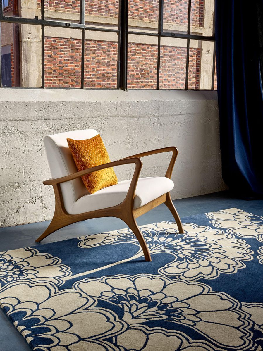 Japanese Floral Rug | Size: 200 × 280 cm