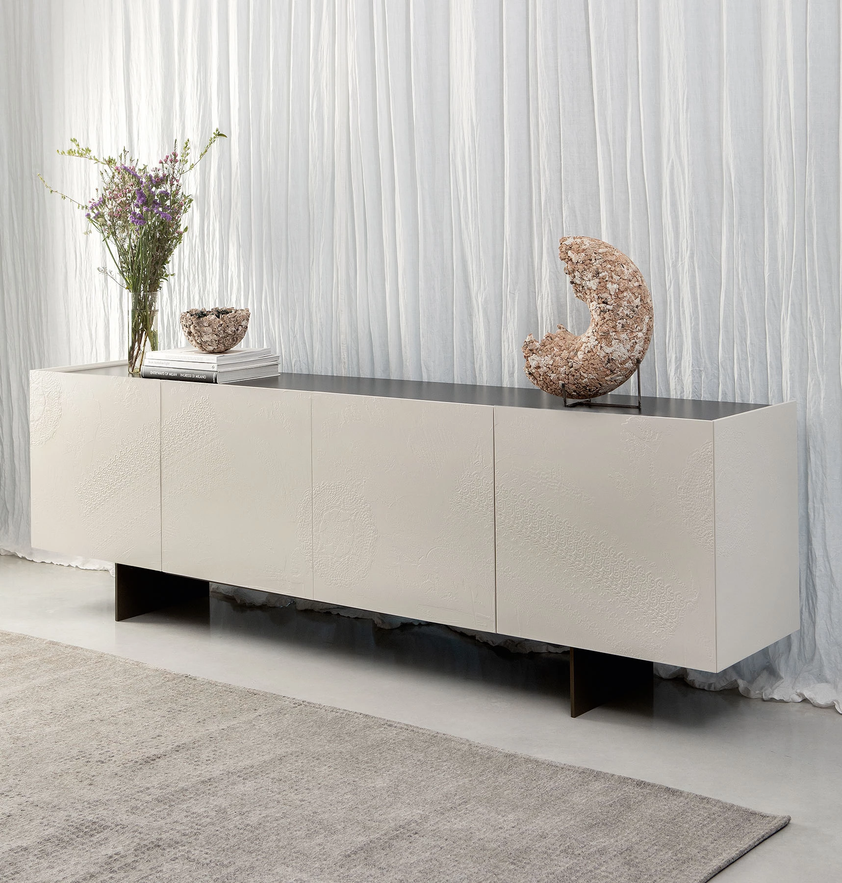 Pizzo Contemporary Sideboard