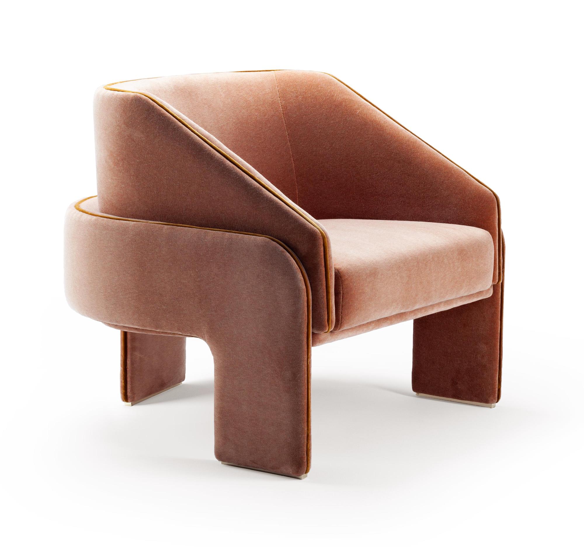 L'Unité Luxe Armchair