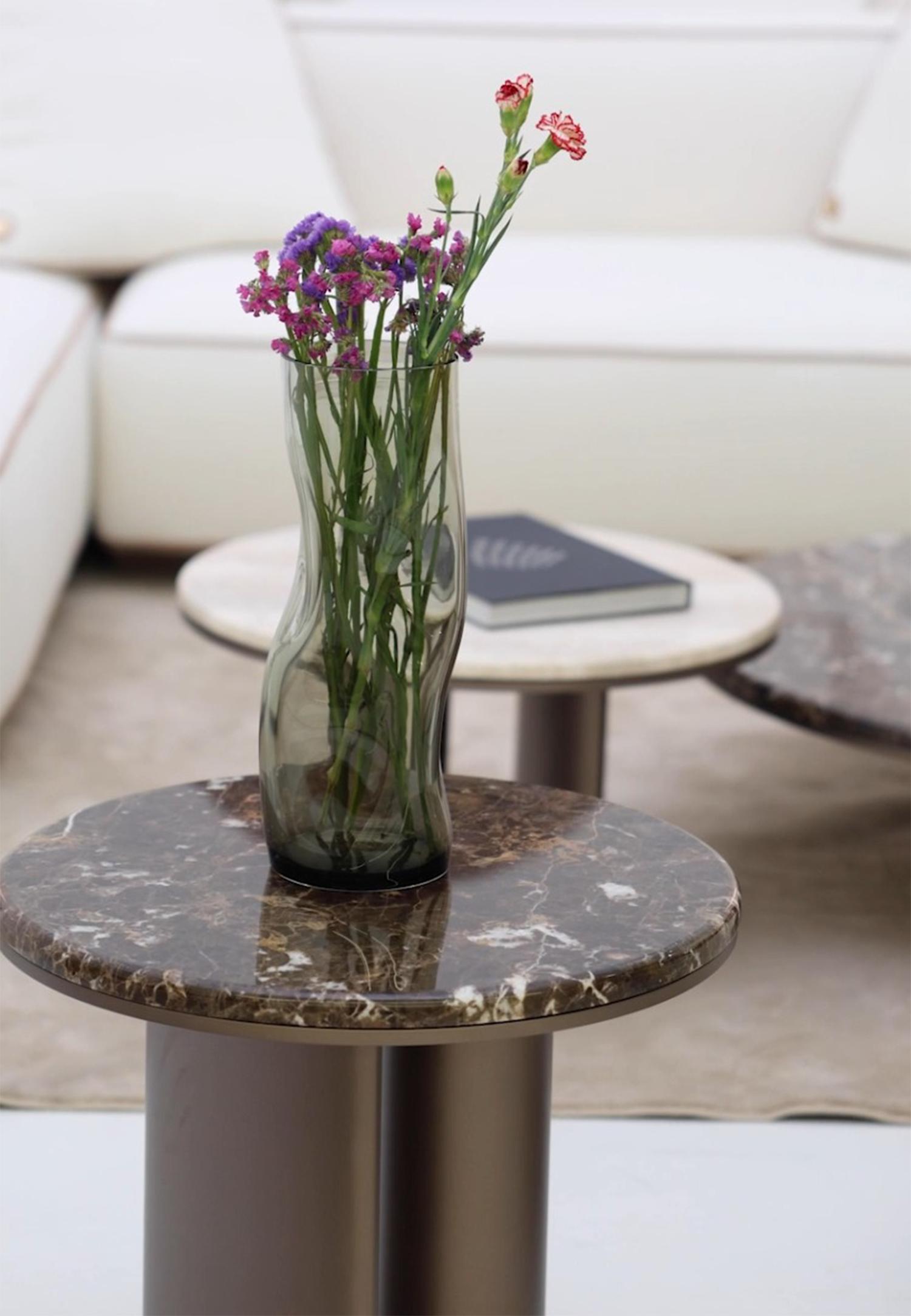 Bon Ton Round Coffee Table with Dark Base