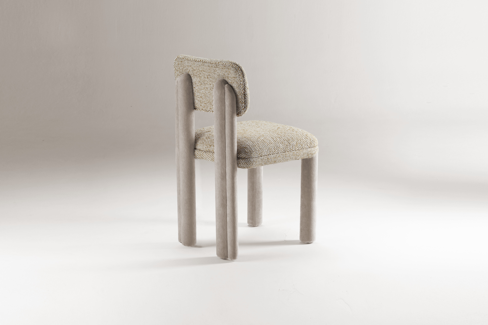 Camelia Tufted Chair