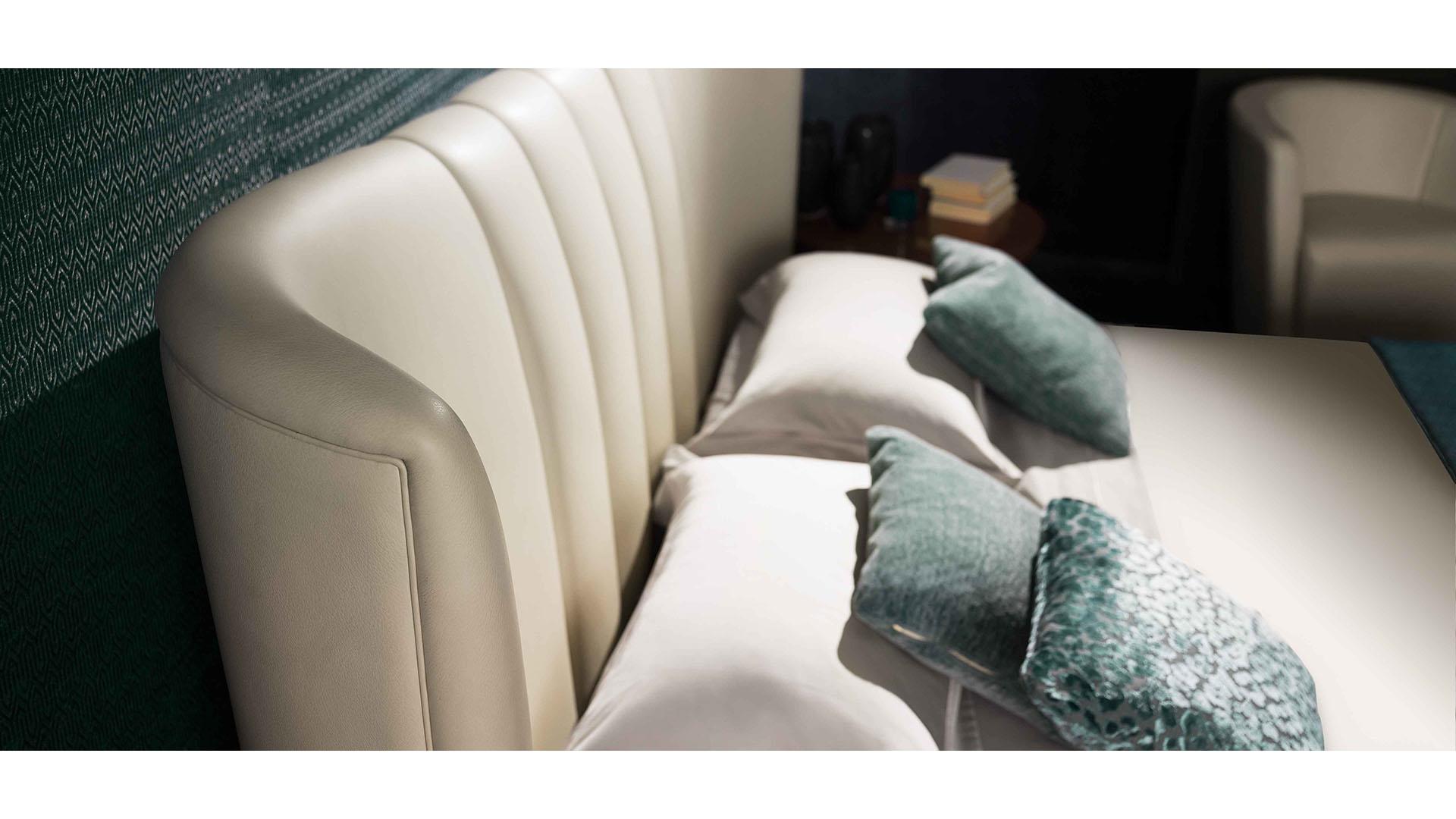 Fashion Affair Bed