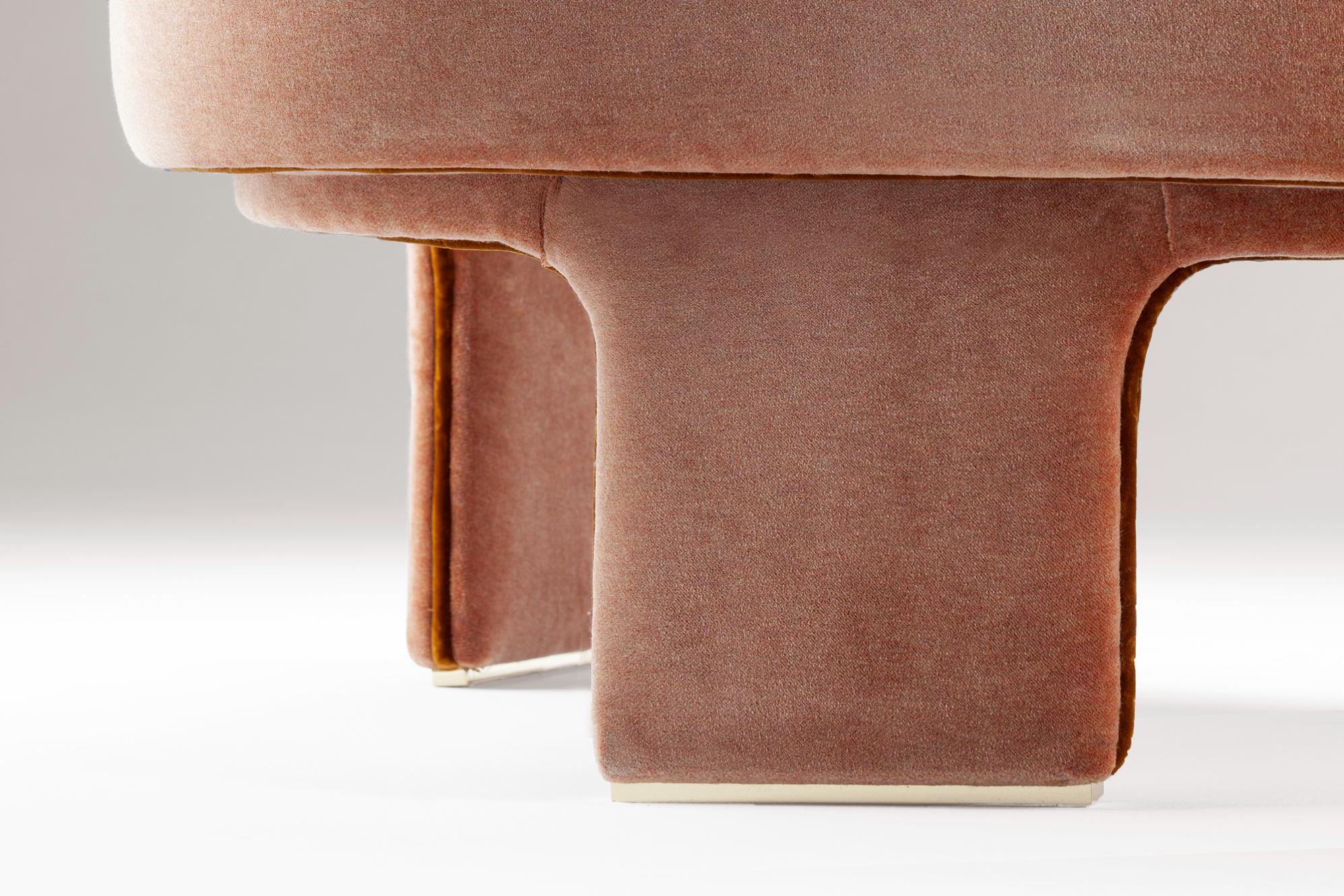 L'Unité Luxe Armchair
