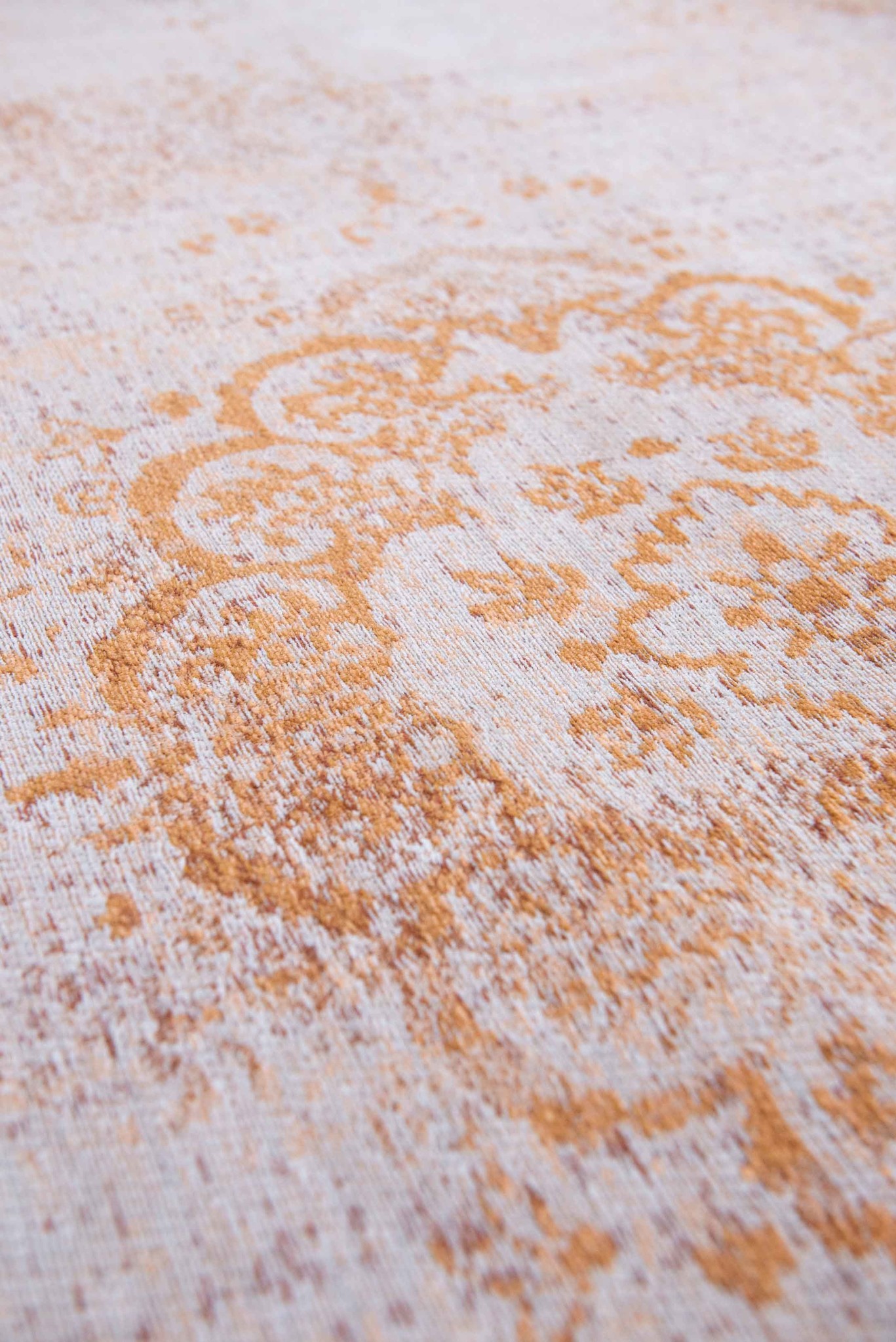 Fading World Salmon Rug