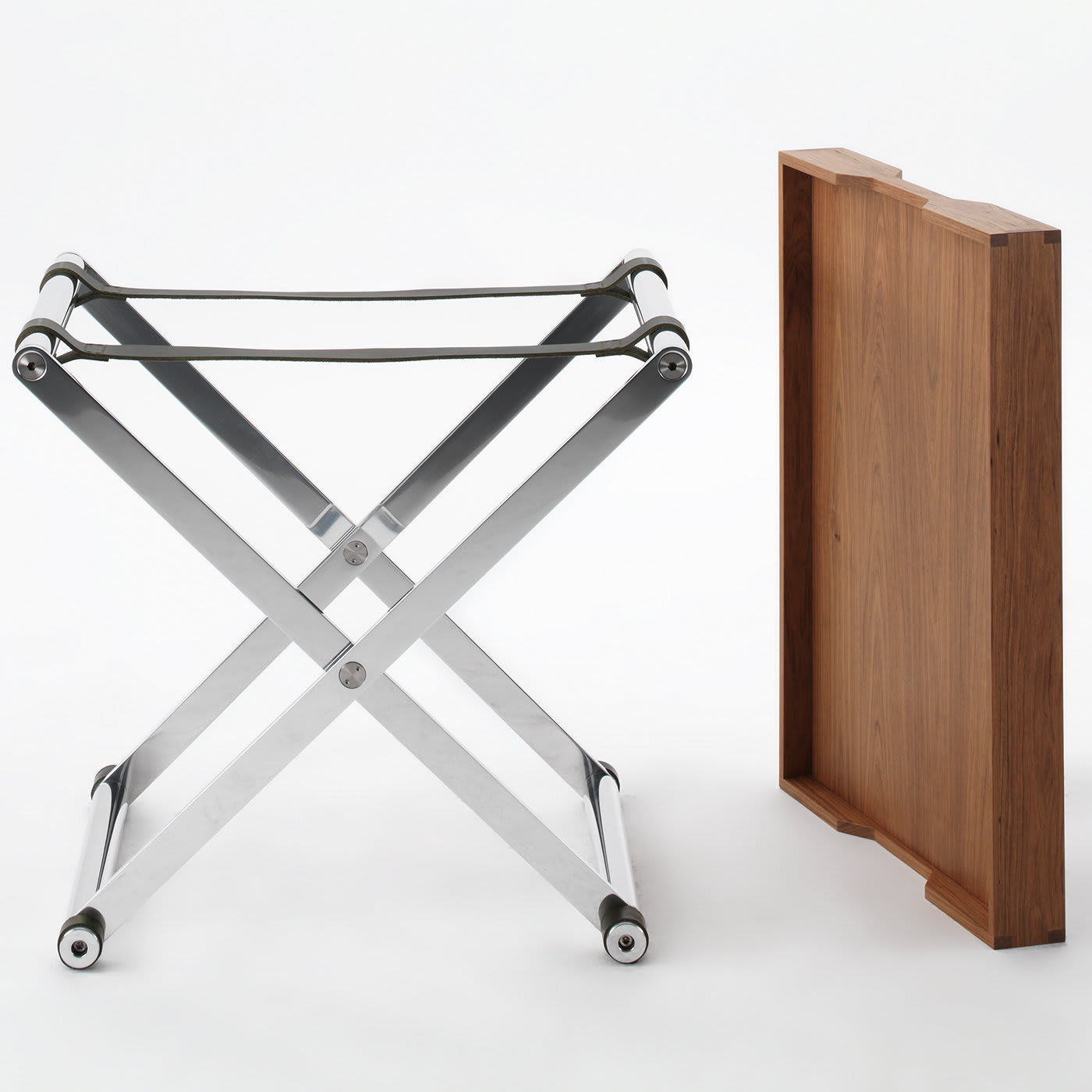 طاولة قابلة للطي «أندريا» | المادة: Solid Black Walnut طاولة قابلة للطي «أندريا» | المادة: Solid Black Walnut