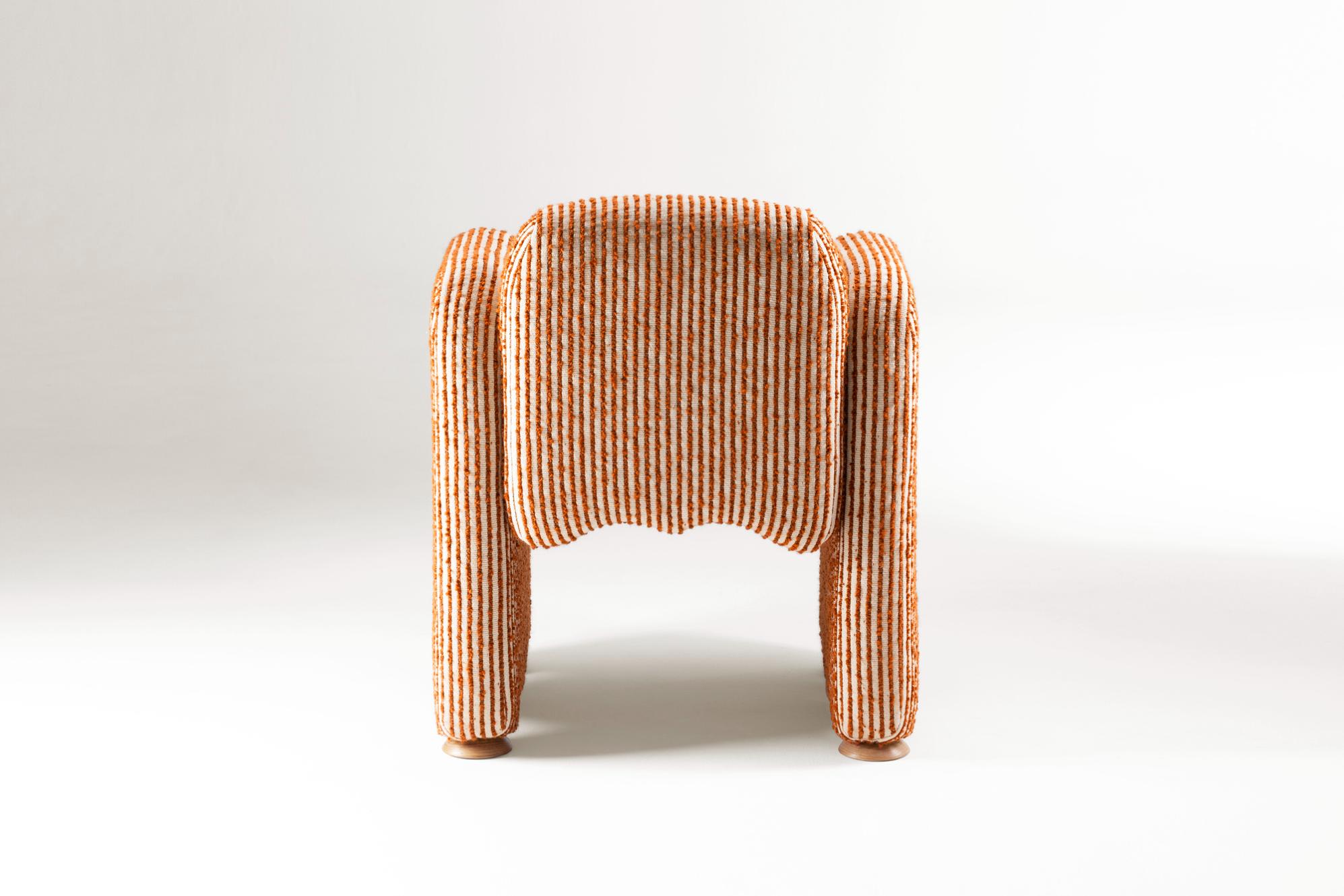 Cindy Modern Tufted Chair