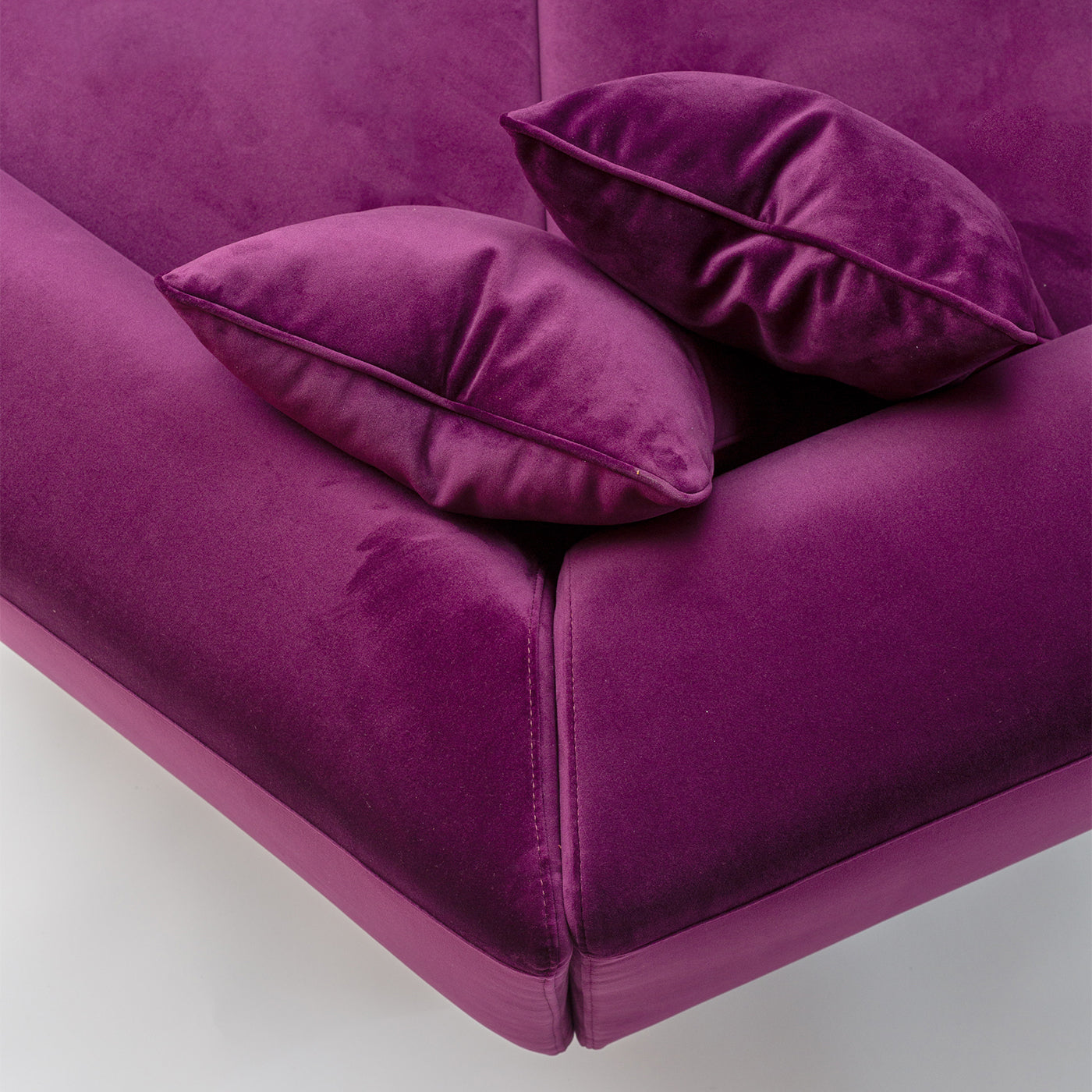 Dubhè Fuchsia Modular Sofa Italian Design
