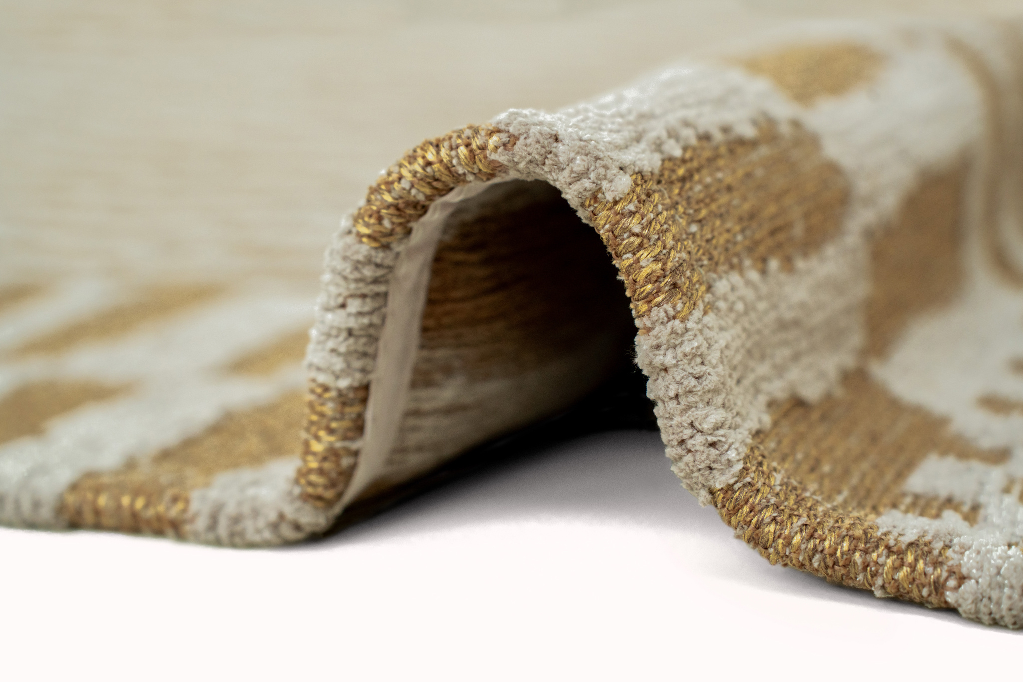 Erg Rug | Size: 140 × 200 cm