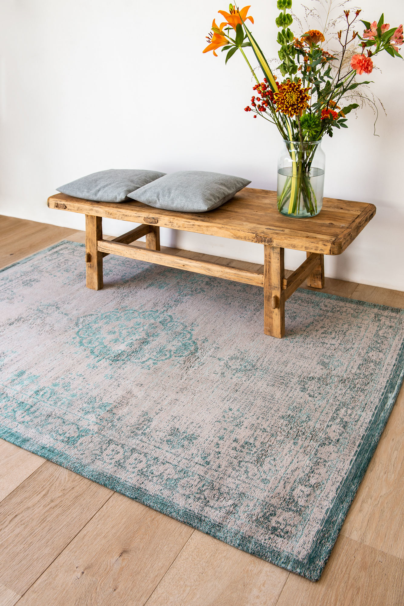 Vintage Style Jade Oyster Rug | Size: 140 × 200 cm