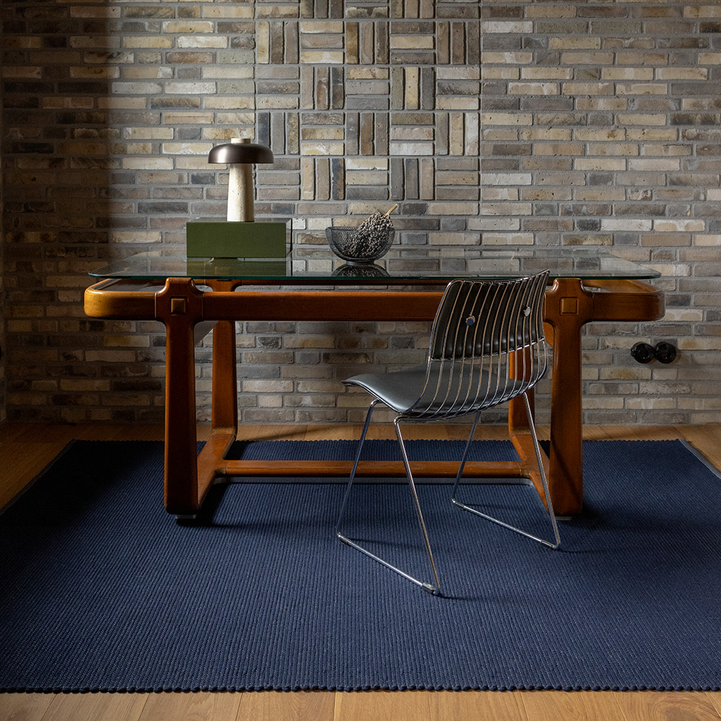 Grid Ink Rug | Size: 170 × 240 cm