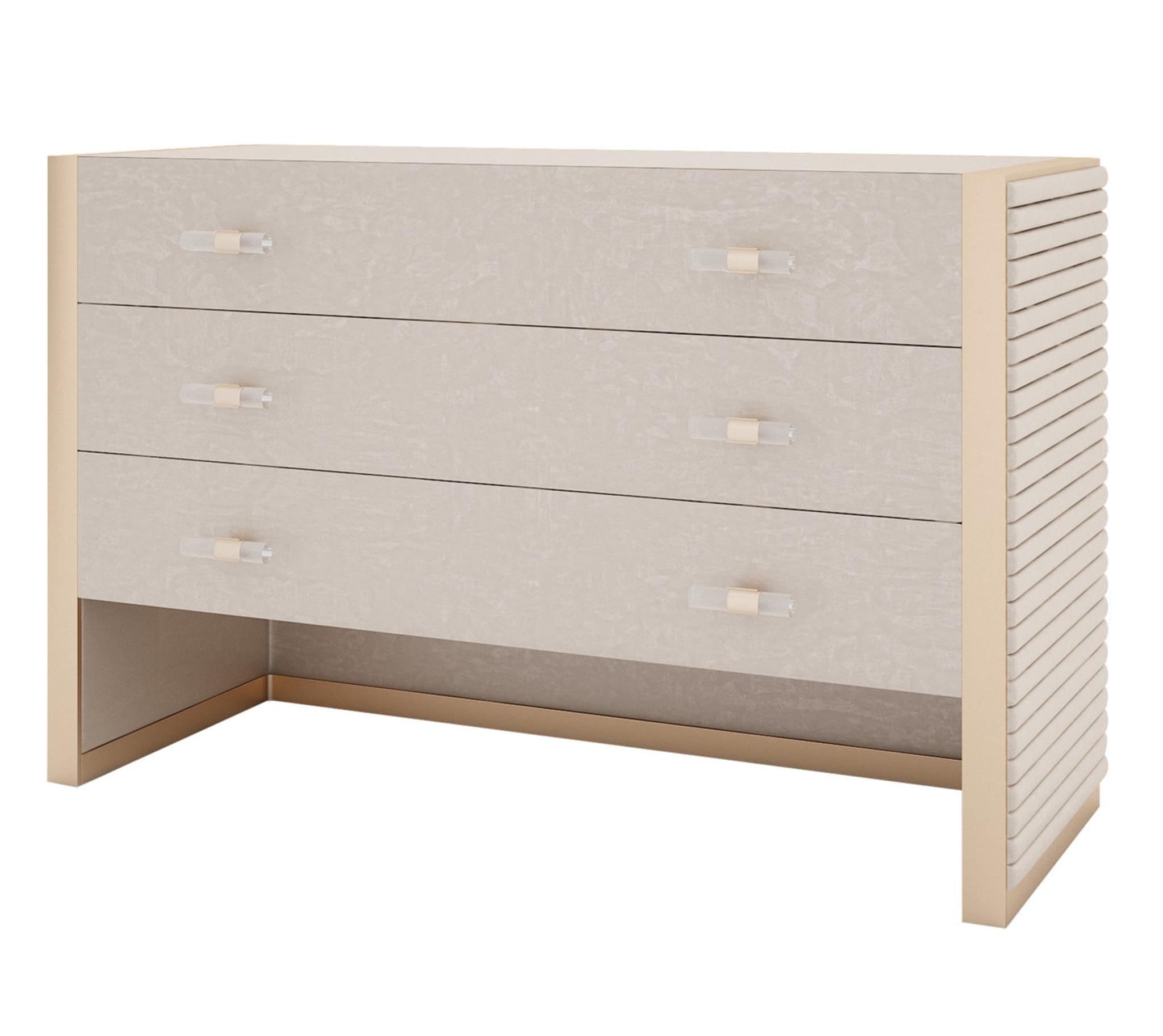Majestic Dresser