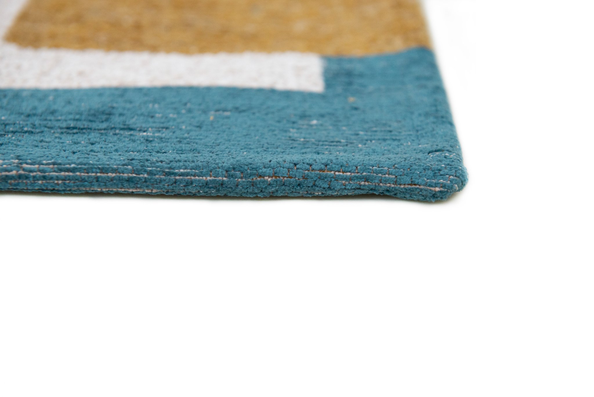 Honey Rug | Size: 240 × 340 cm