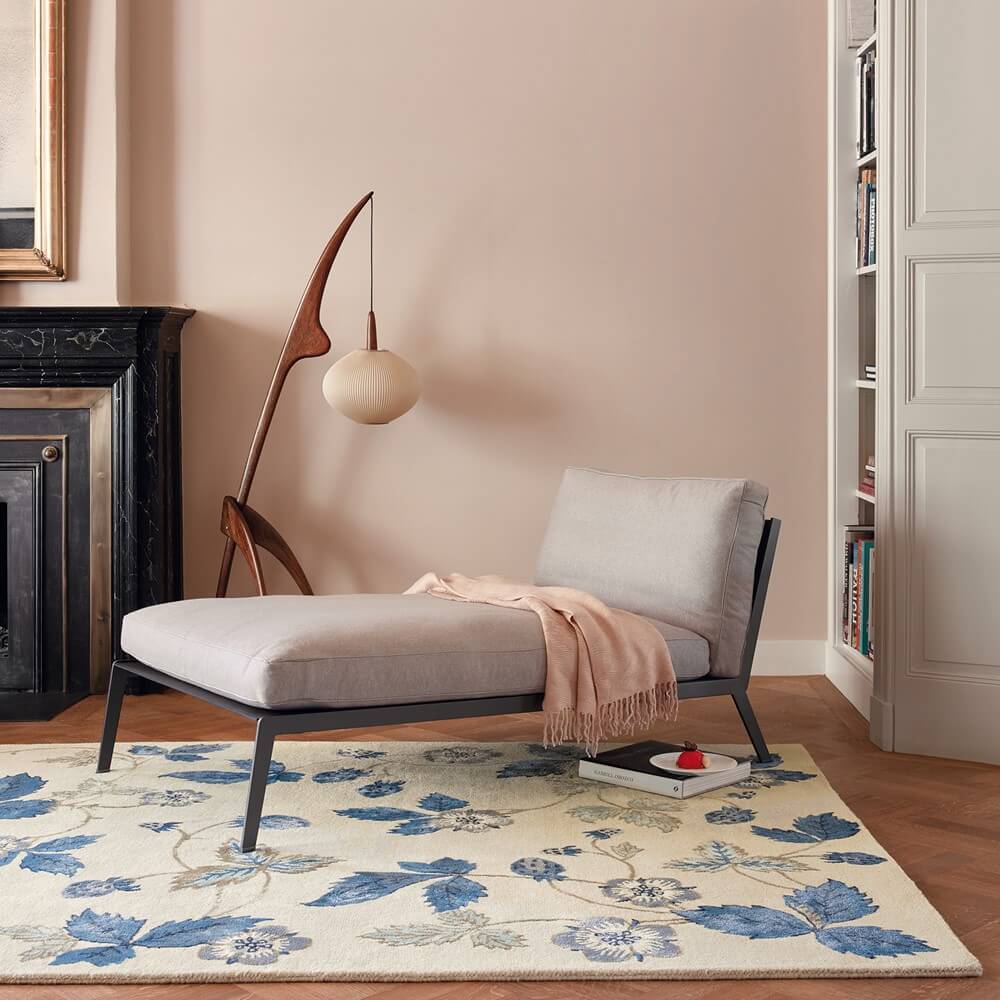 Wild Strawberry Rug | Size: 200 × 280 cm