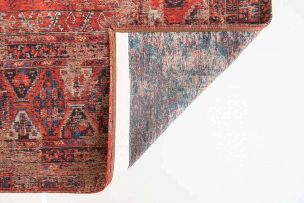 Signature Red Rug | Size: 170 × 240 cm