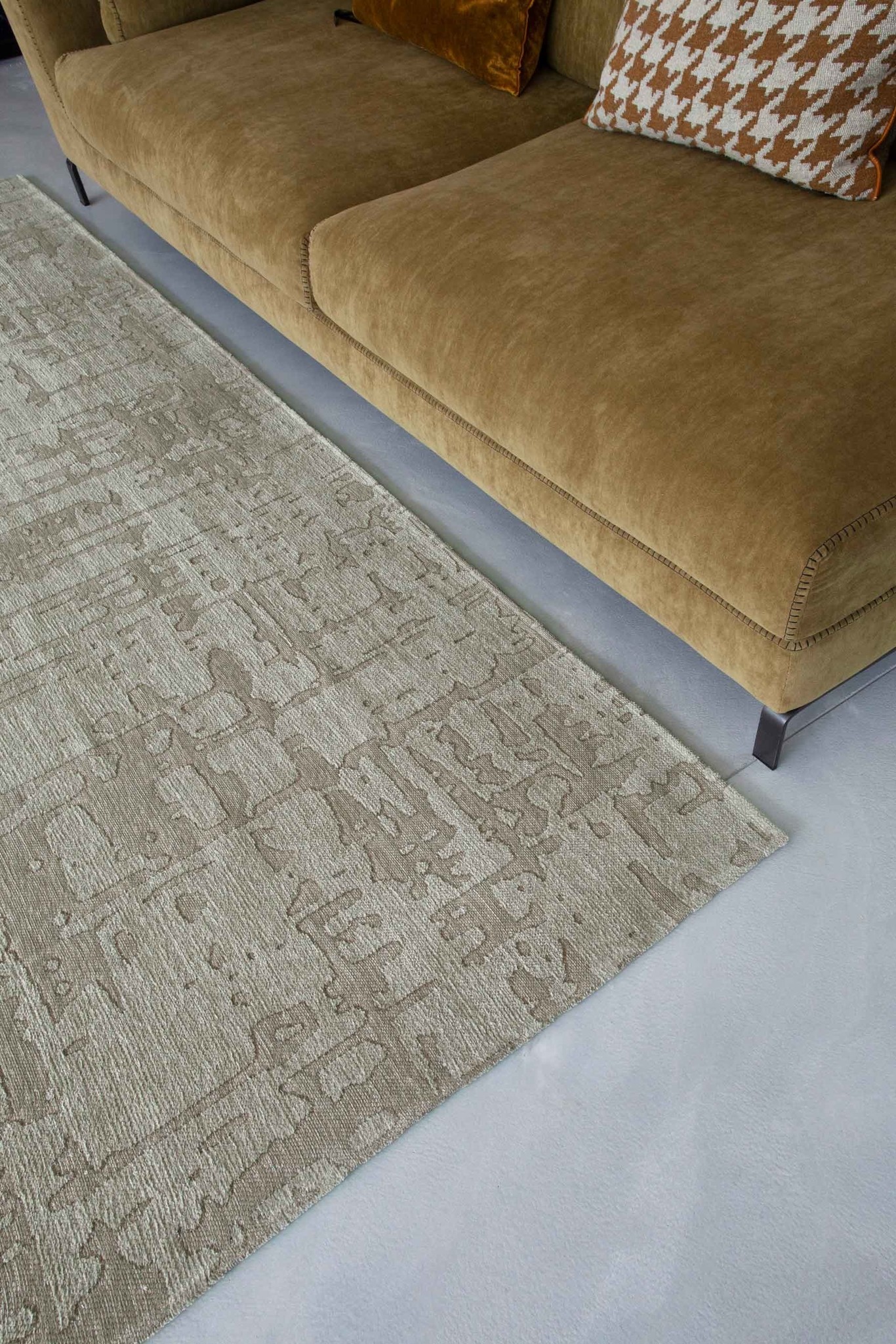 Baobab Dry Beige Rug | Size: 140 × 200 cm