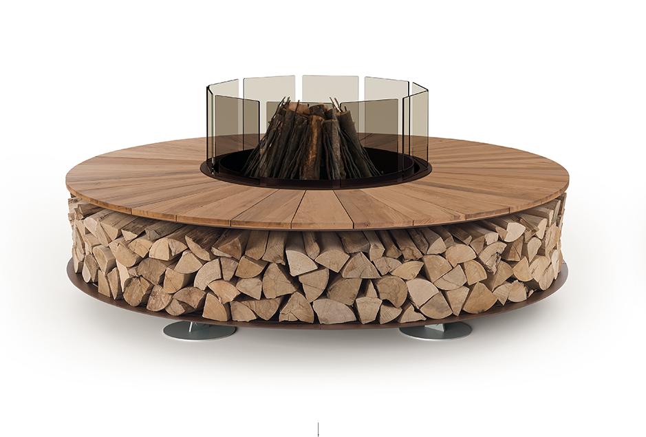 Zero Wood Fire Pit | Finishing: Chestnut Wood | Dimensions: Ø 200 cm