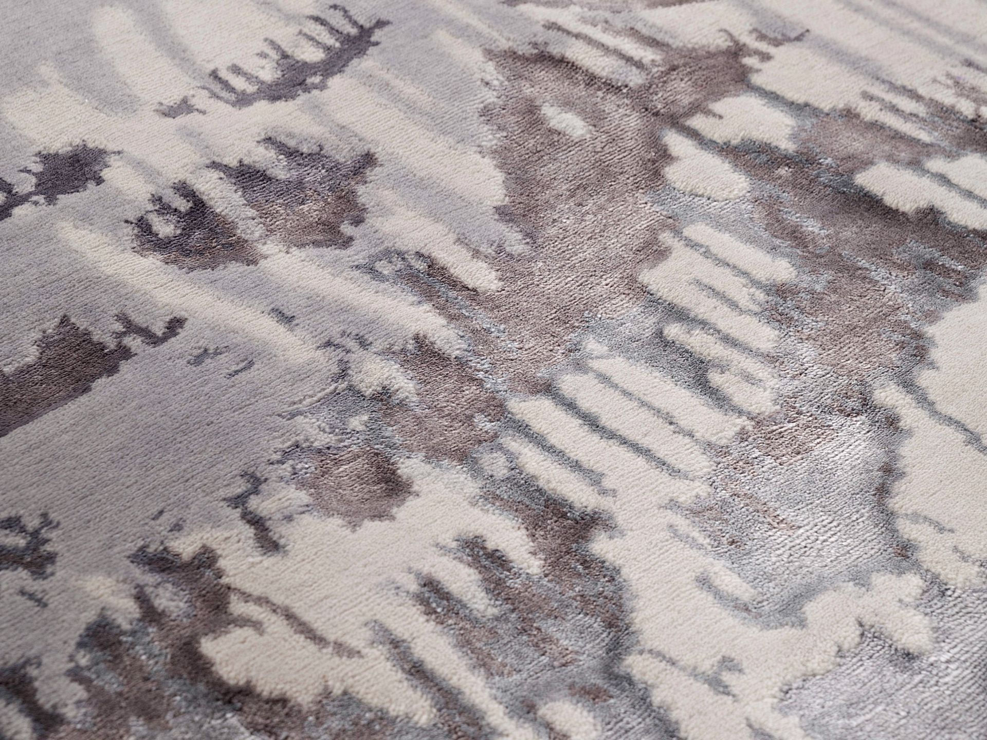 Signature Rug | Size: 300 × 400 cm