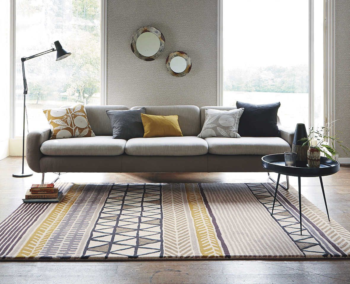 Living Raita Rug | Size: 250 × 350 cm
