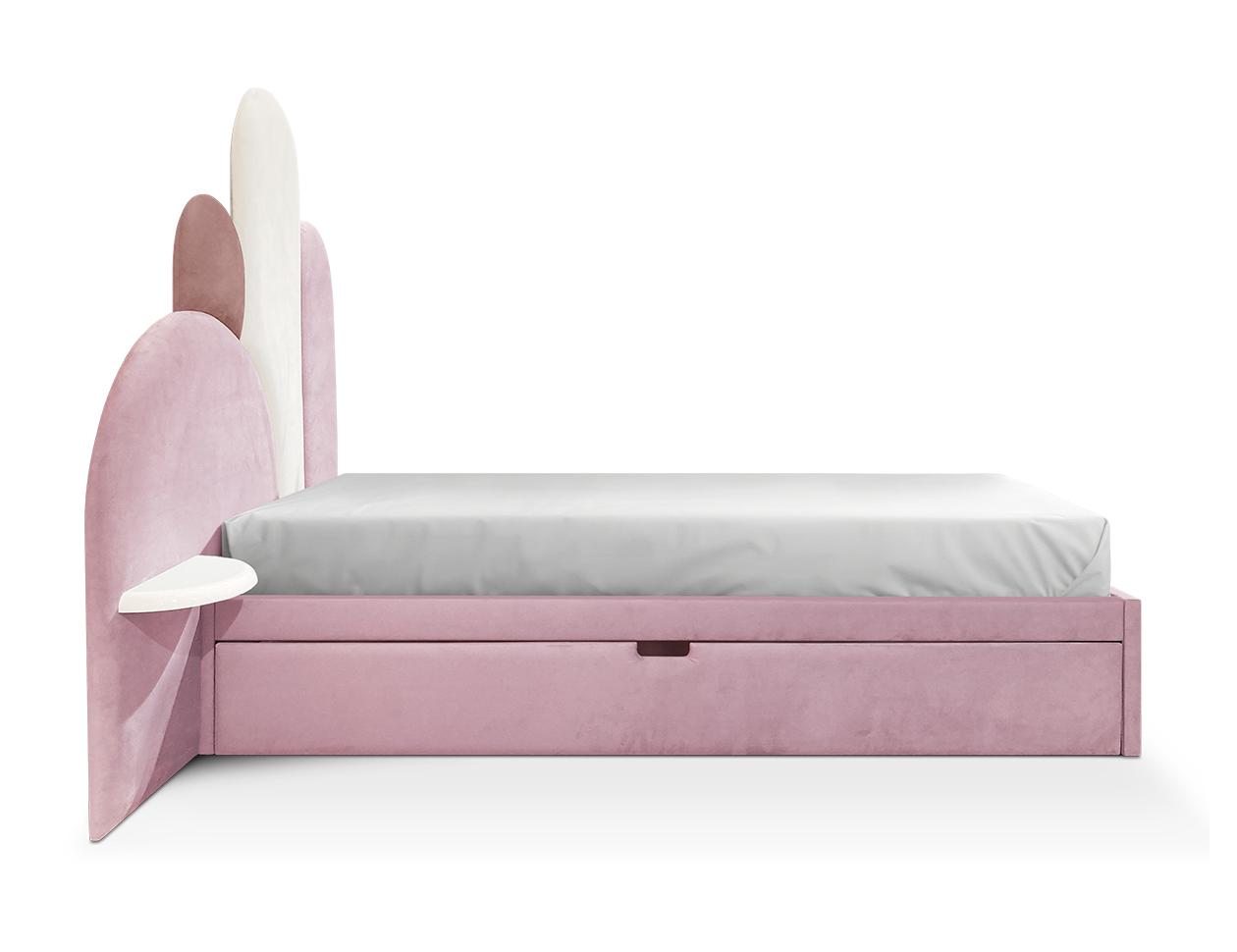 Highland Warrior Bed | Mattress Size: 190 × 200 cm