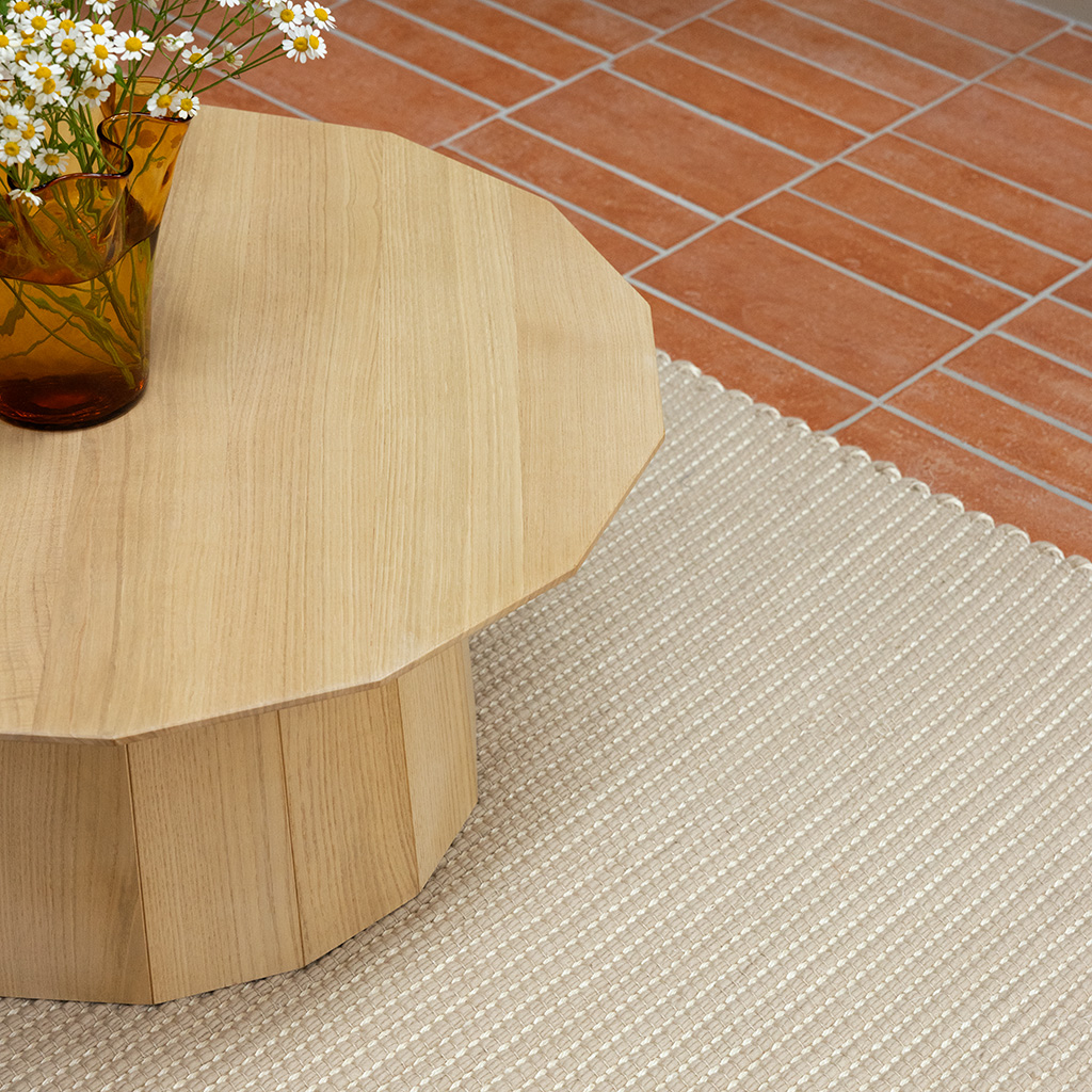 Frame Natural Rug | Size: 200 × 300 cm