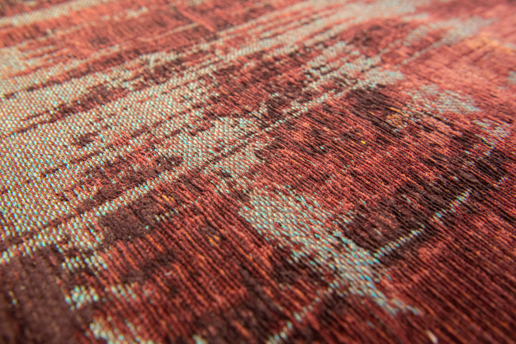 Nassau Red Rug | Size: 280 × 390 cm