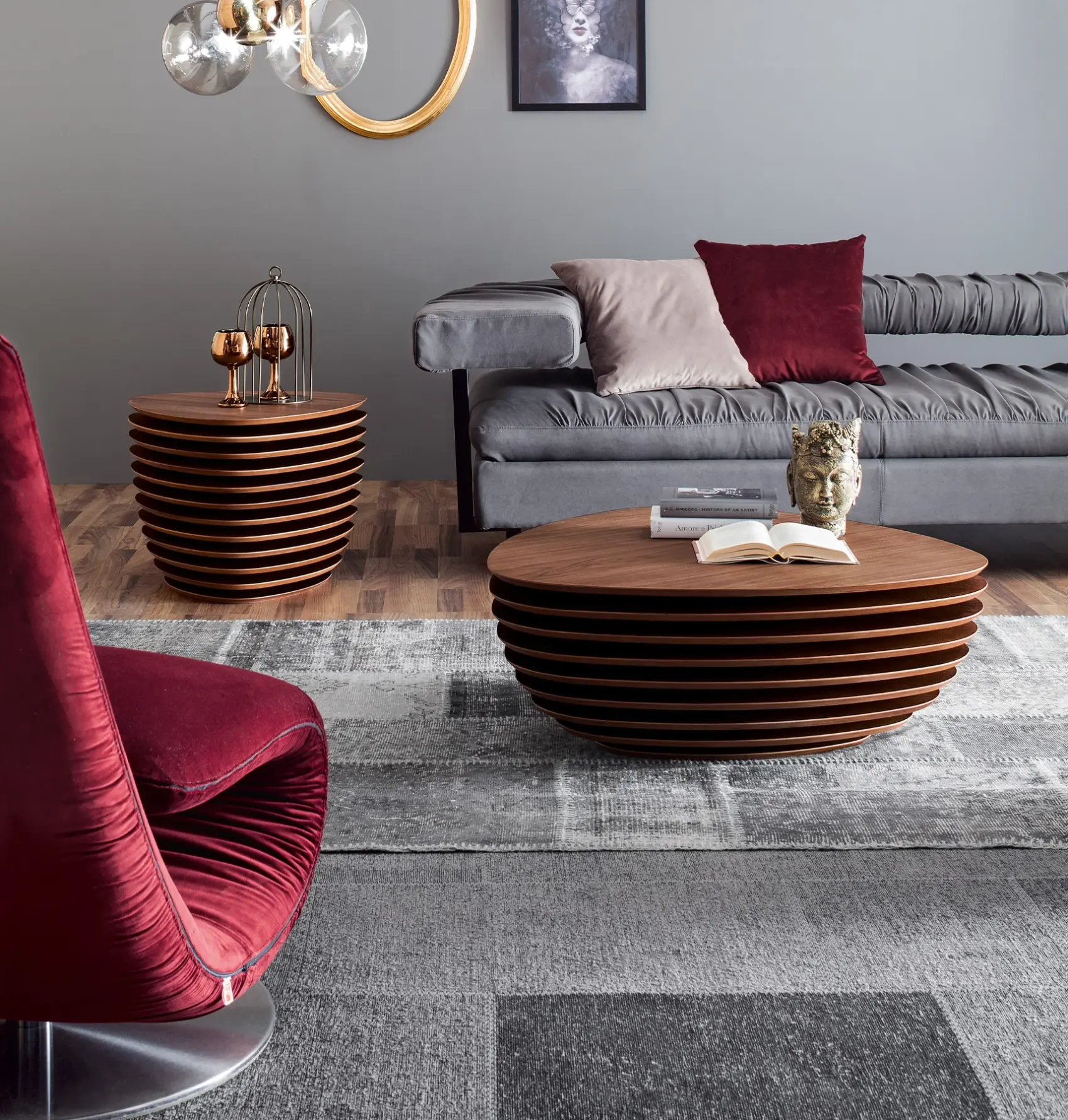 Rea Accent Table