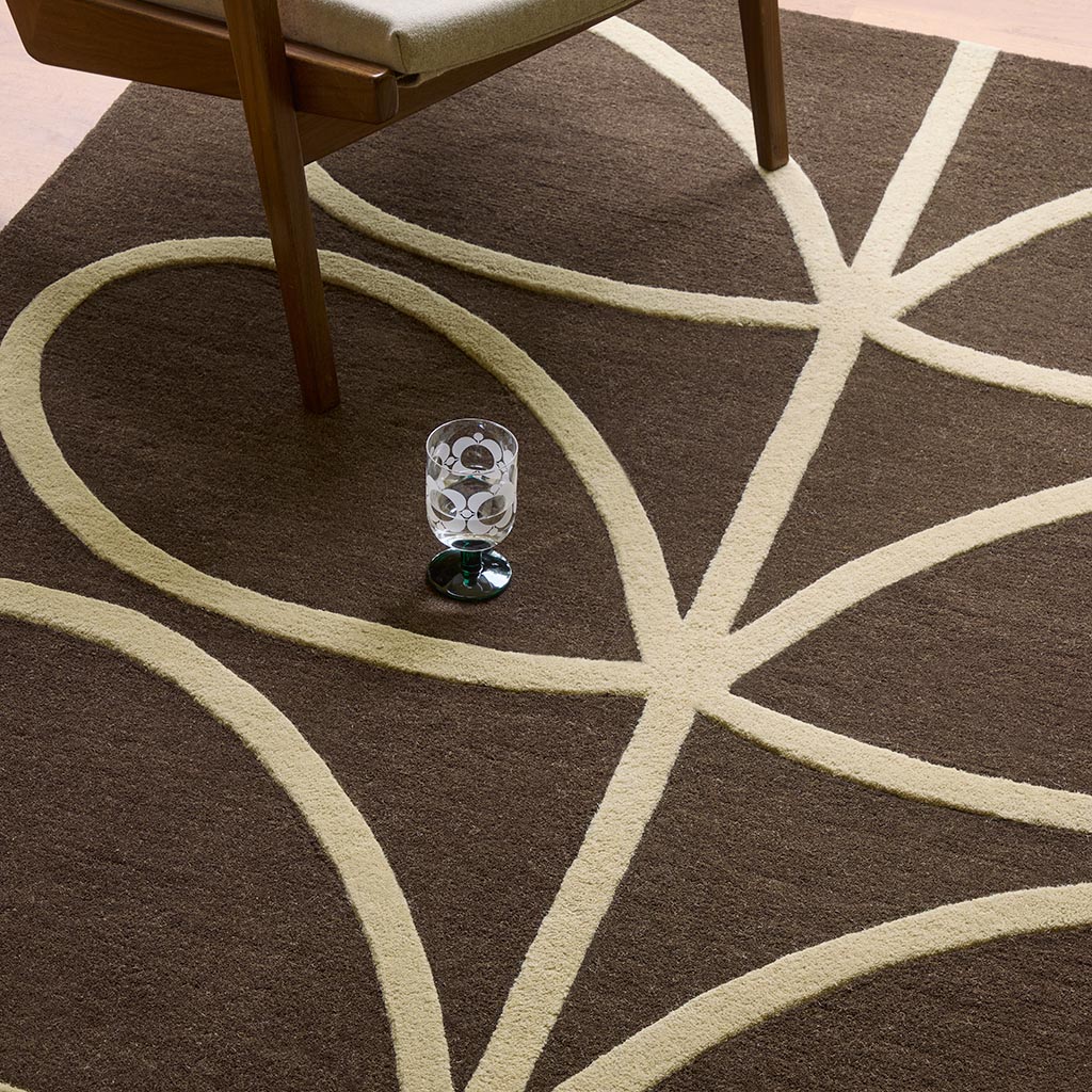 Giant Linear Stem Walnut Premium Rug