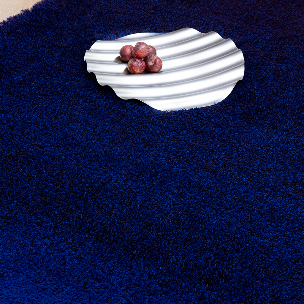Shade High Rug | Size: 200 × 300 cm