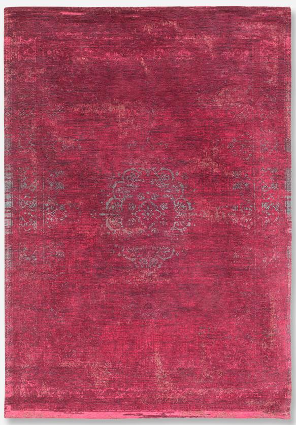 Vintage Style Scarlet Rug | Size: 140 × 200 cm