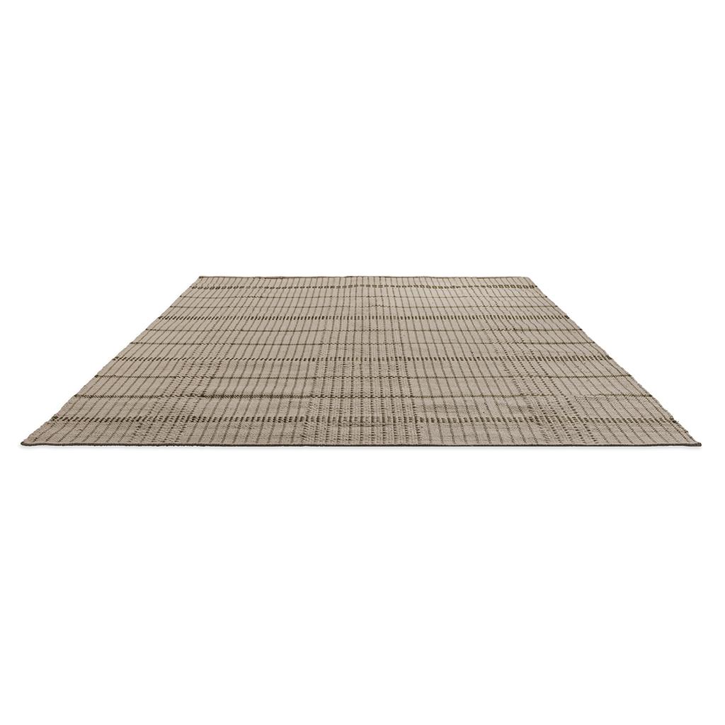 سجادة خارجية «زونا» غرزة زيتون | المقاس: 160 × 230 cm