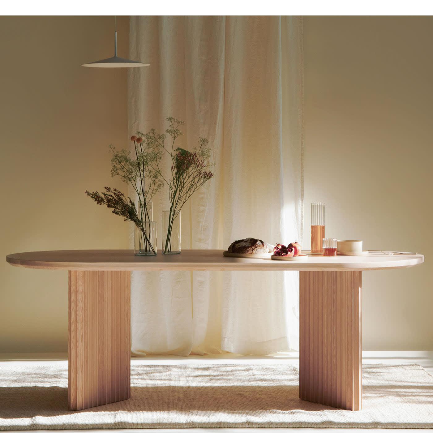 Basalto Table