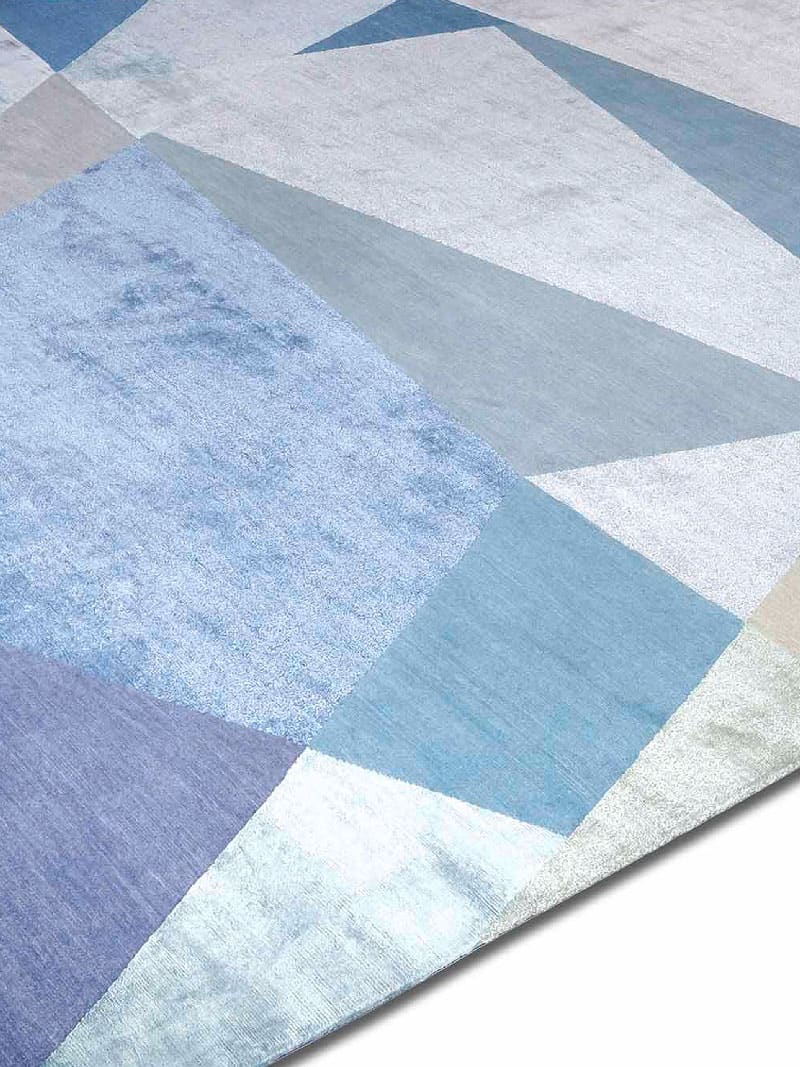 Crystal Rug | Size: 250 × 300 cm