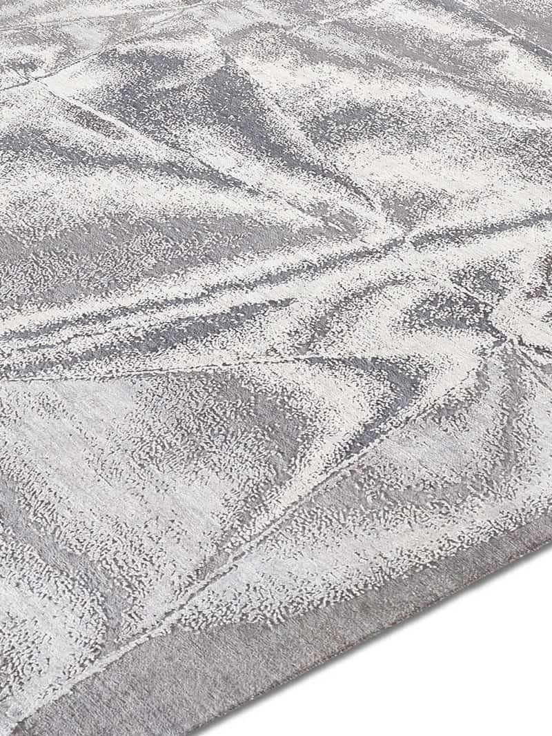 True Silver Rug