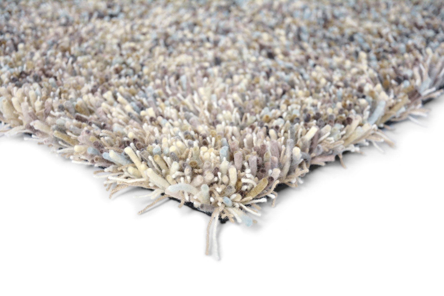 Young Rug | Size: 200 × 280 cm