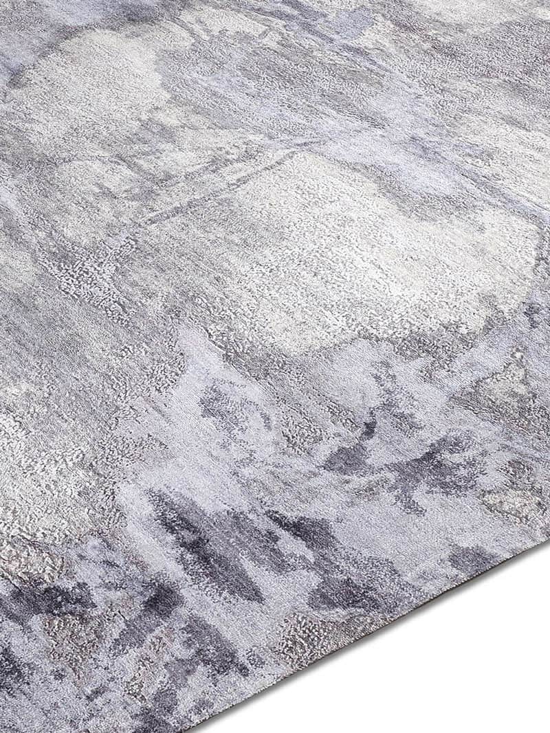 Light Grey Rug | Size: 365 × 457 cm