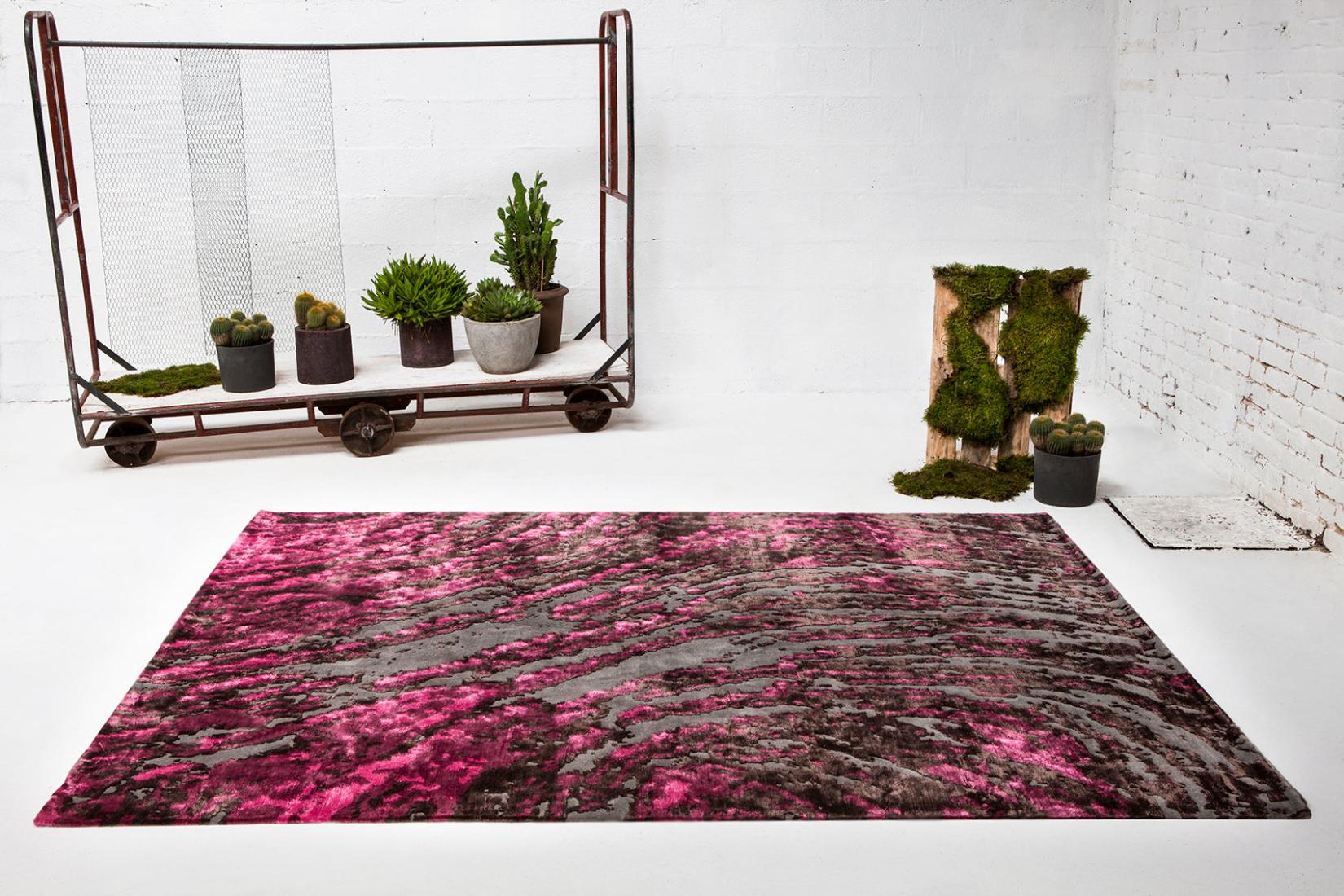 Grass Pink Fuchsia Rug | Size: 200 × 300 cm