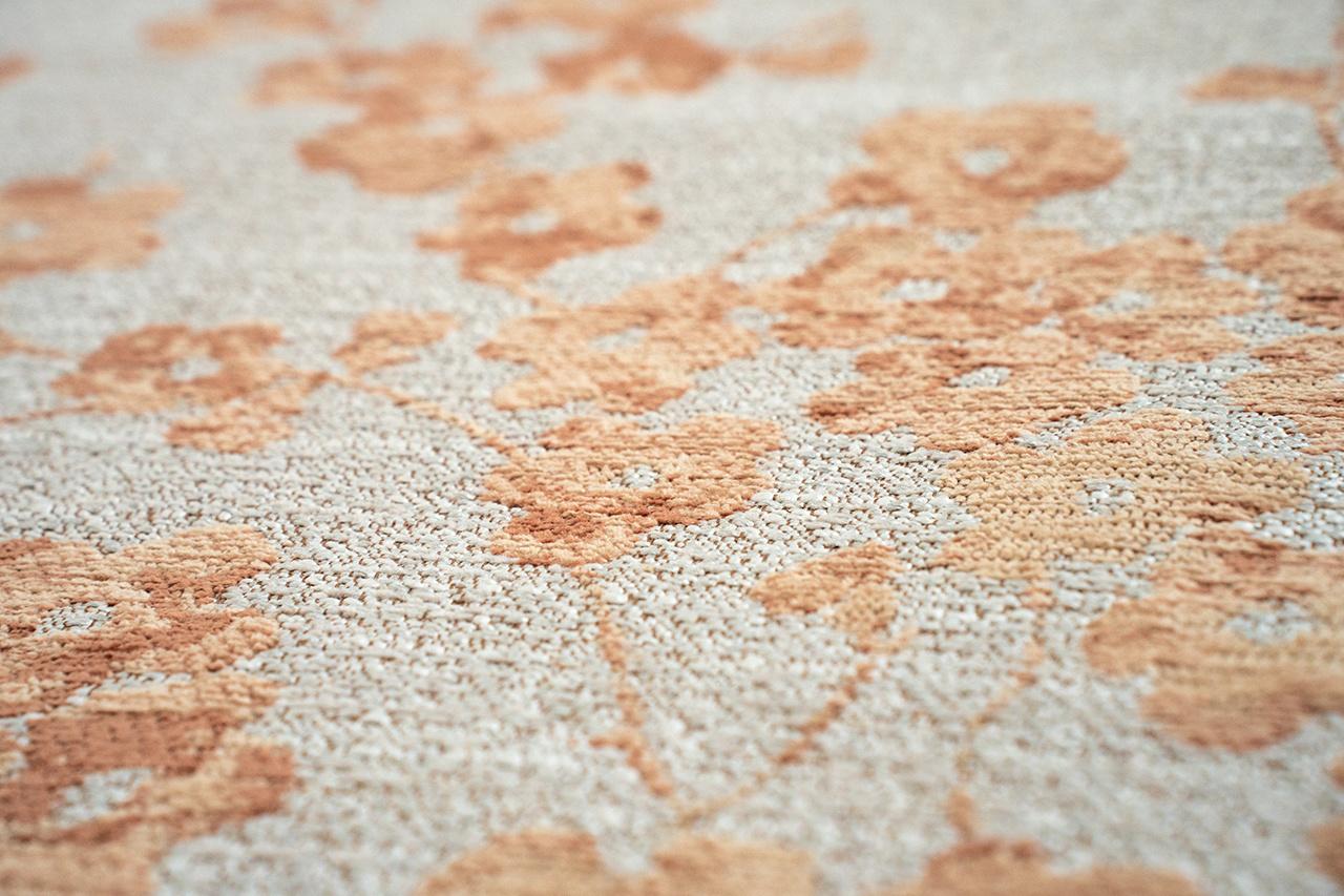 Petal Dew Rug | Size: 170 × 240 cm