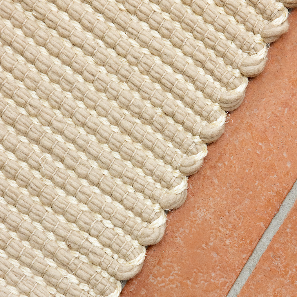 Frame Natural Rug | Size: 200 × 300 cm