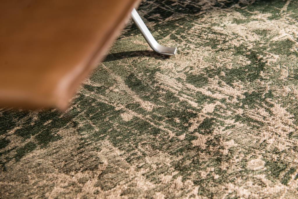 Dark Pine Rug | Size: 170 × 240 cm