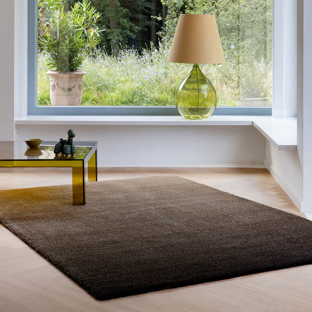 Shade Low Rug | Size: 200 × 300 cm