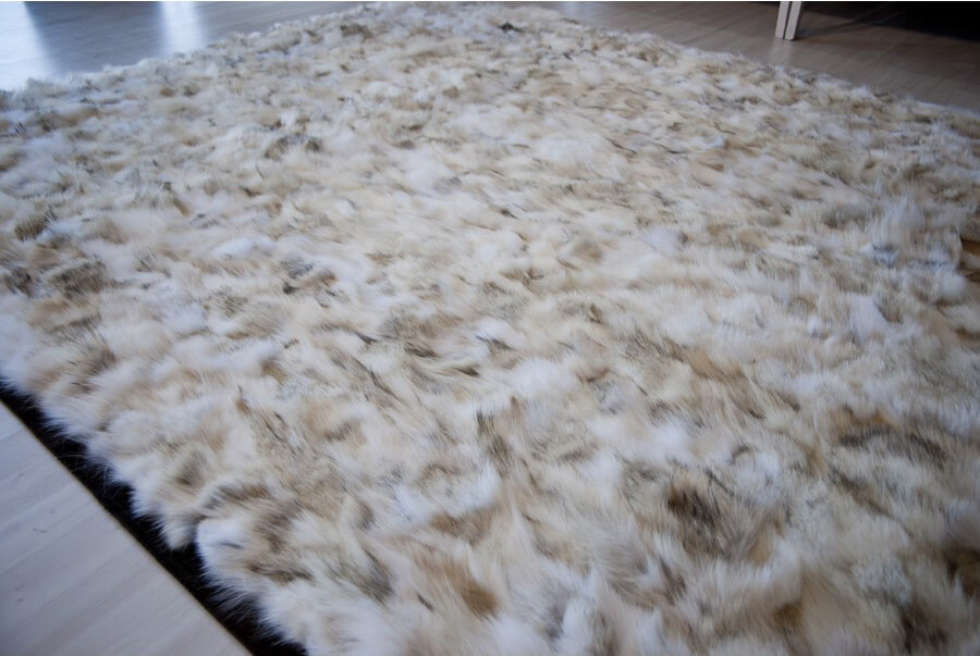 Wolf Fur Rug | Size: 300 × 400 cm