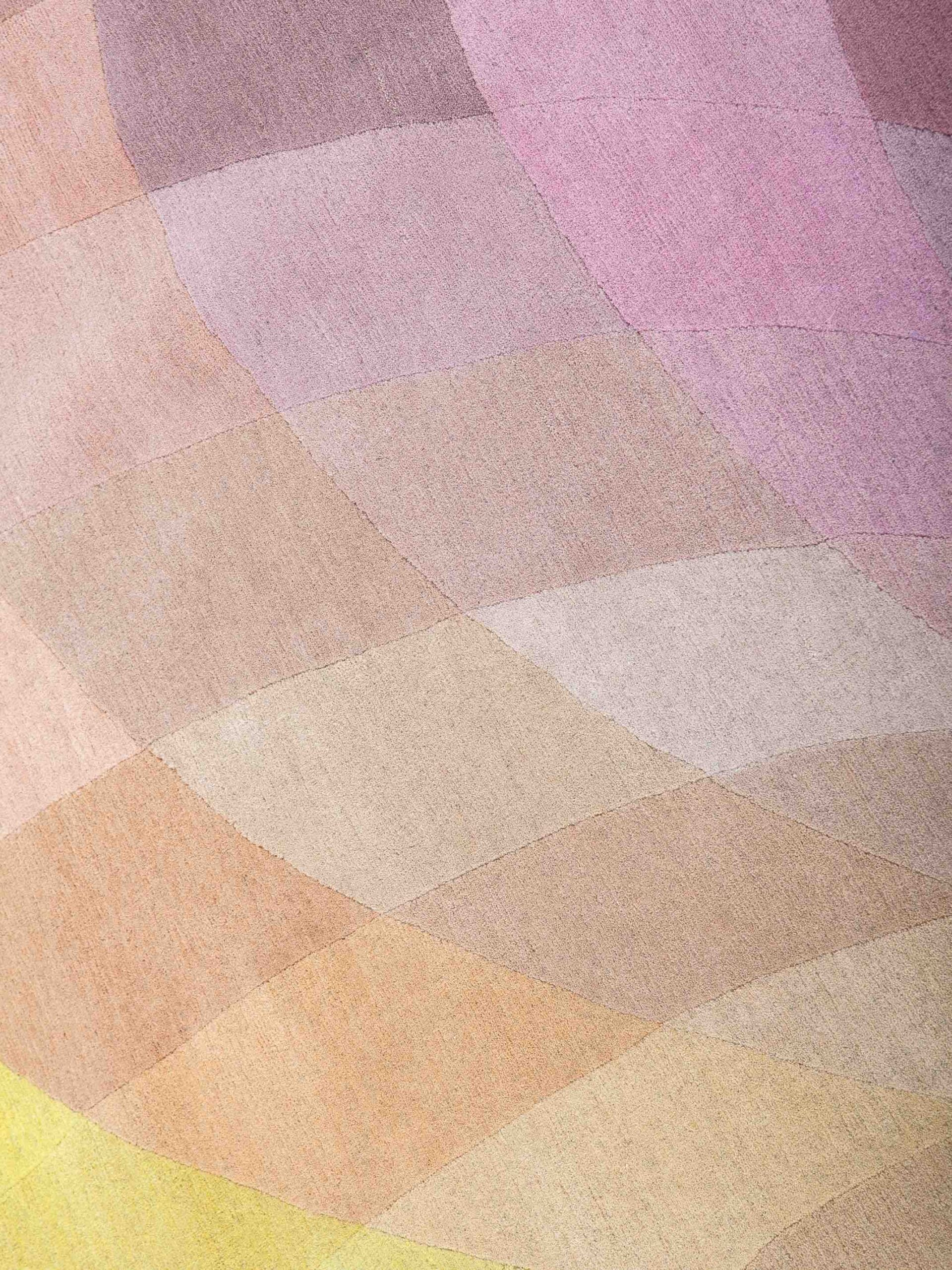 Spin 1 Circle Rug