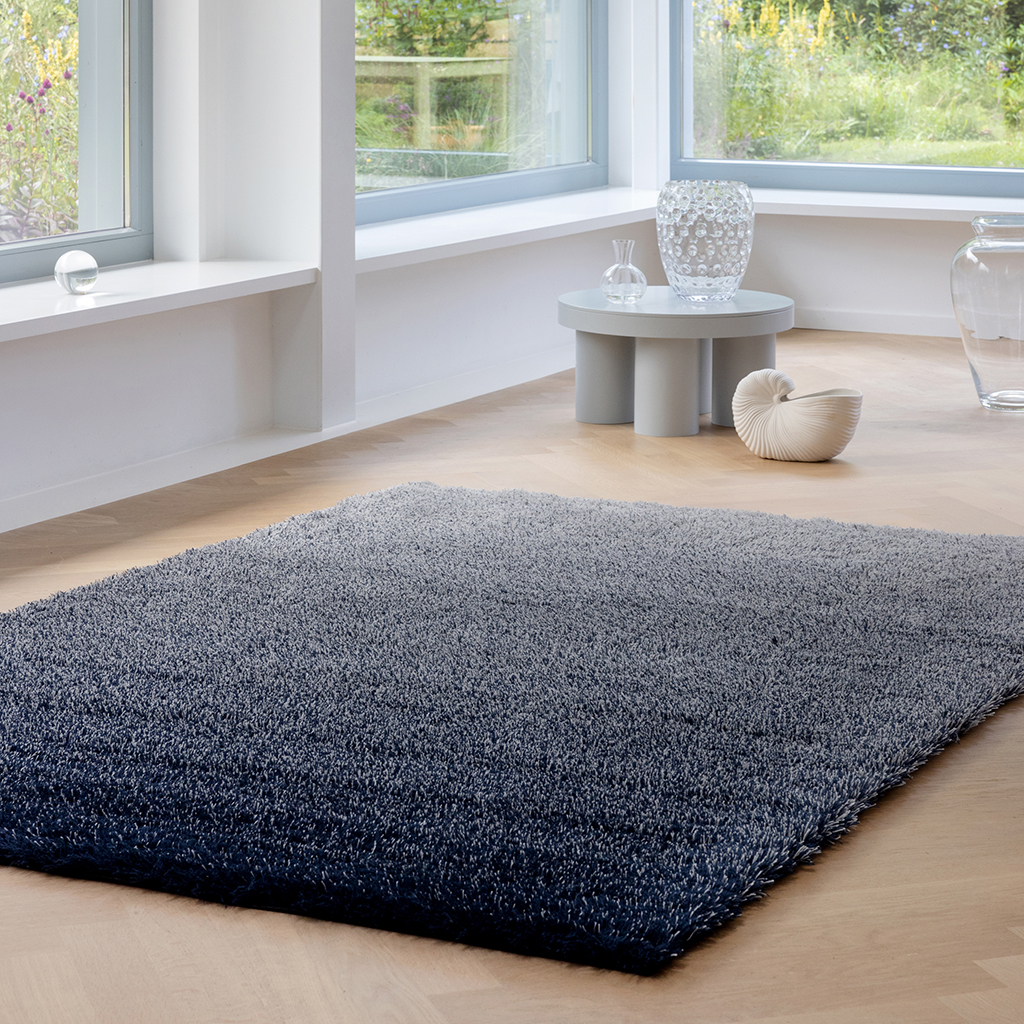 Shade High Rug | Size: 200 × 300 cm