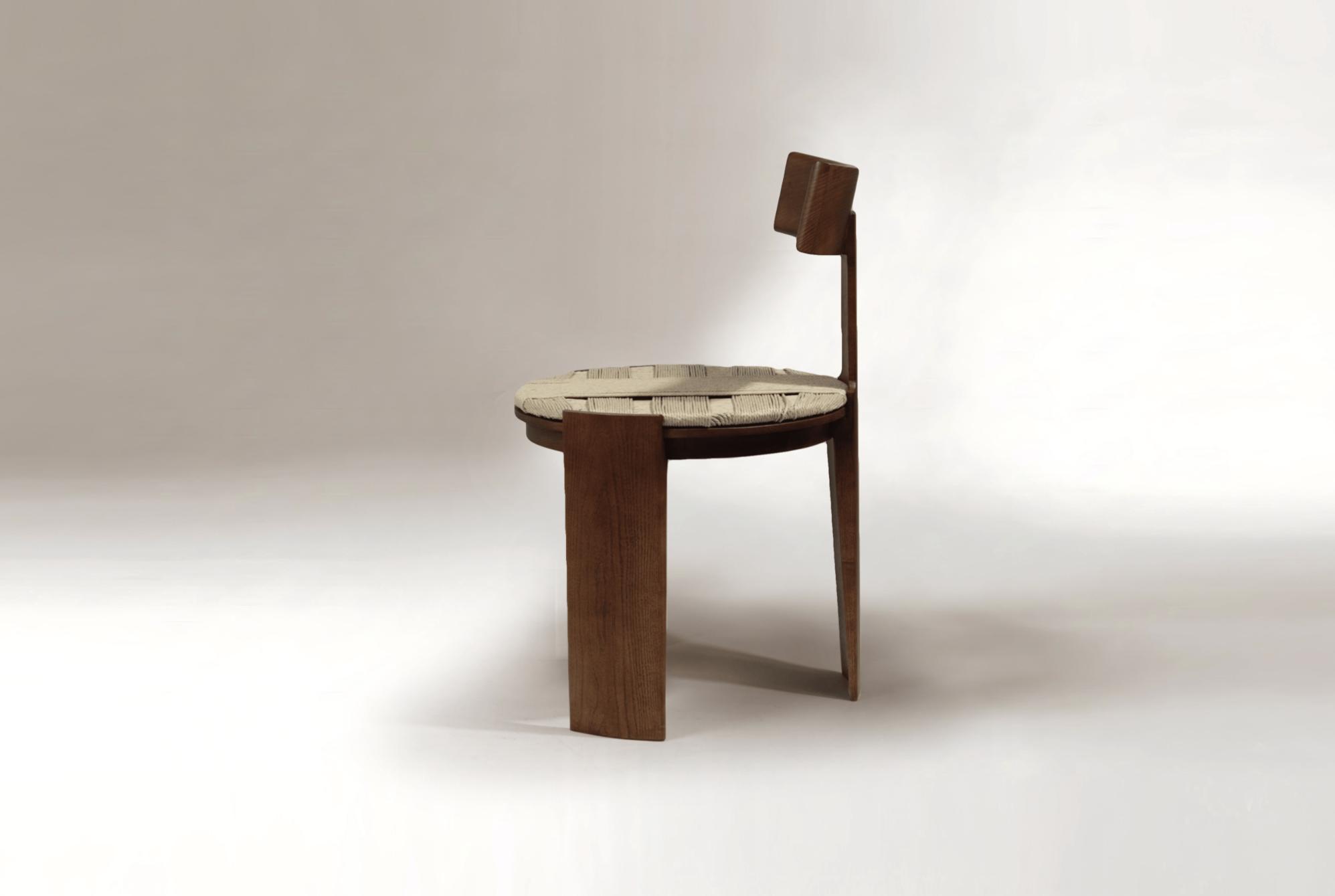 Nest Curved Chair