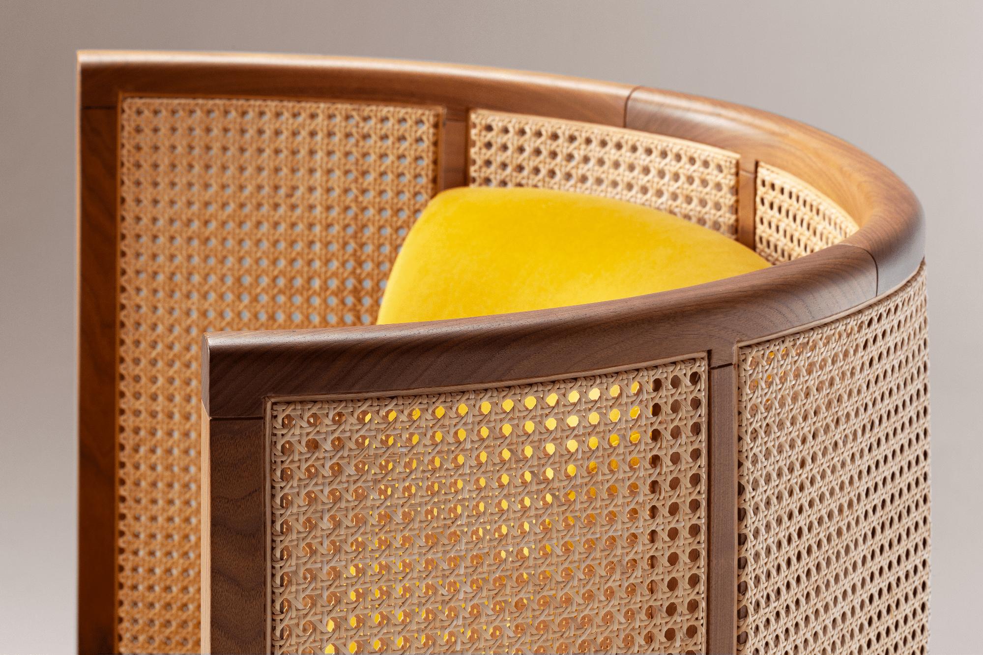 Egoísta Yellow Armchair