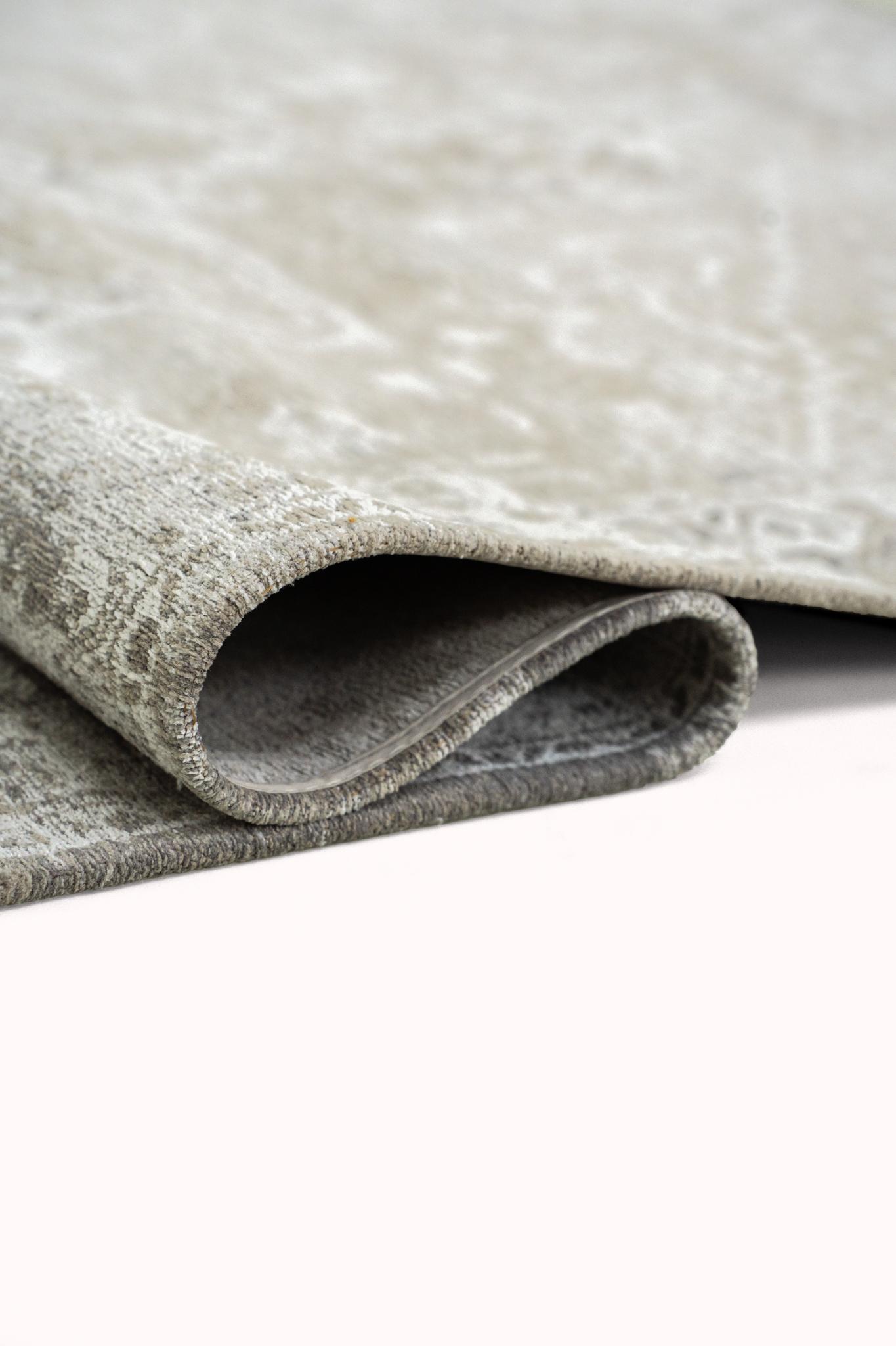 Suede Rug | Size: 280 × 390 cm
