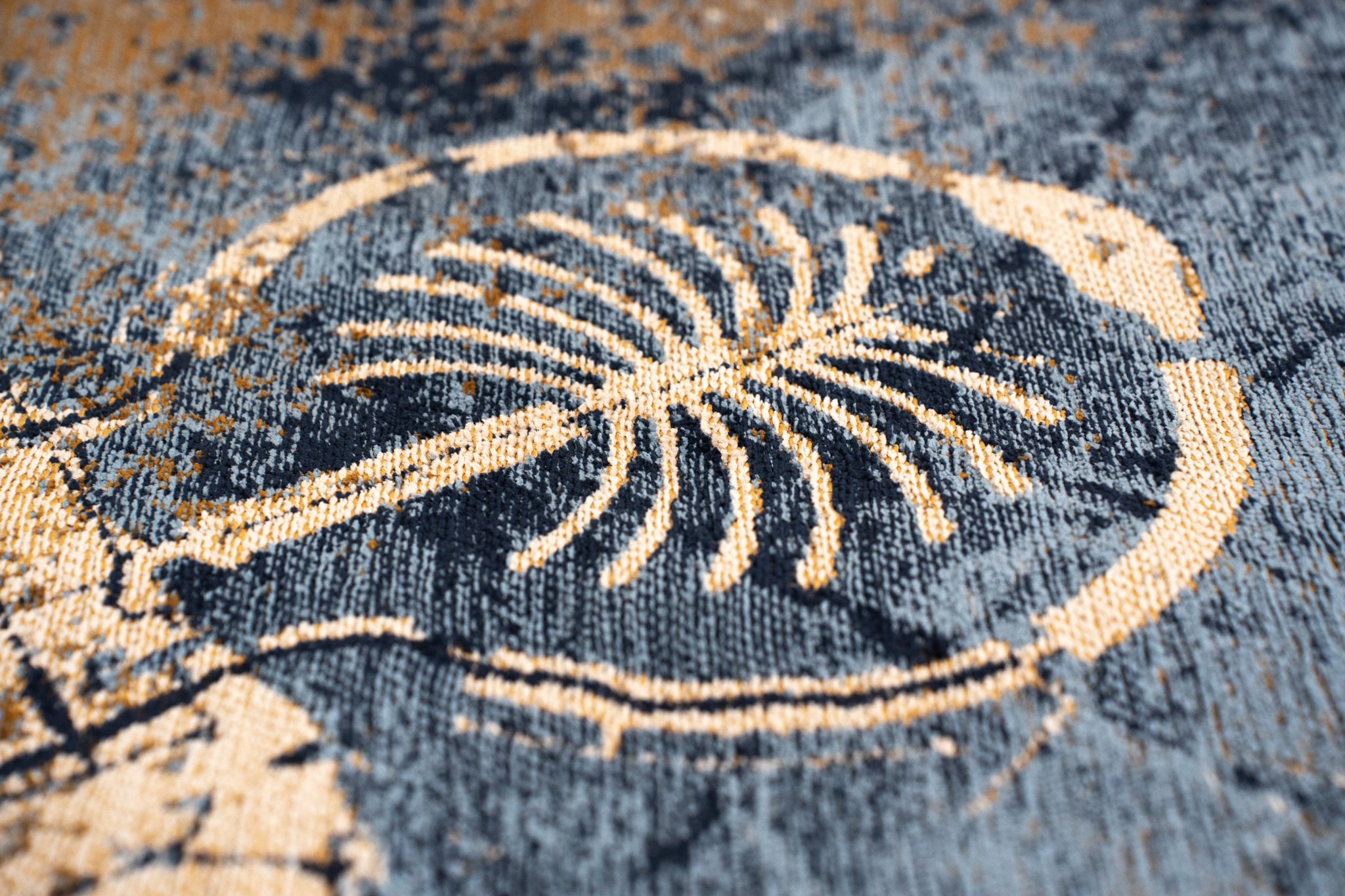 Gold Sea Round Rug | Size: Ø 240 cm Gold Sea Round Rug | Size: Ø 240 cm